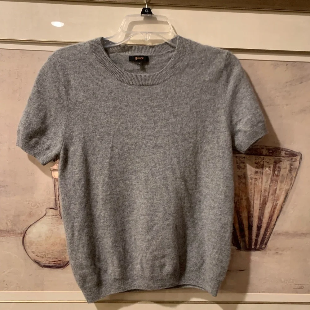 Quince   Mongolian Heather Gray  Cashmere Sweater - Picture 2 of 10